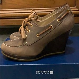 Sperry top-sider wedge